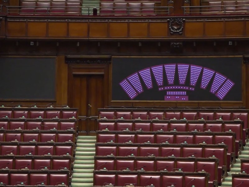 Confusione Italia sulla legge elettorale, dalla gente non c’è un’indicazione decisa: larga maggioranza solo per la soglia di sbarramento (5-3%) o indicazione pre voto del premier
