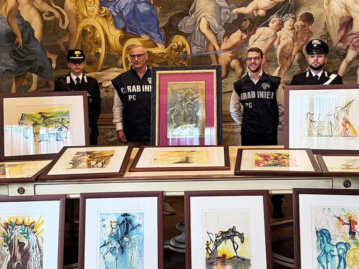A Parma “Dalì: tra arte e mito”, una mostra che esponeva creazioni del Maestro ritenute false, i Carabinieri TPC sequestrano 21 opere