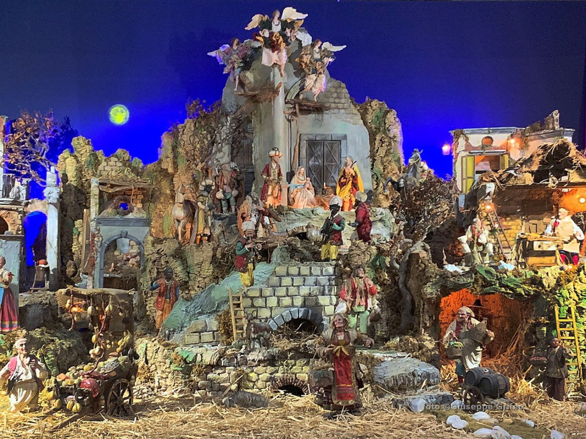 Il Natale, Salvatore Quasimodo e l’umanità vista attraverso la lente del Presepe: in oltre 2000 anni dove è finita quella pace?