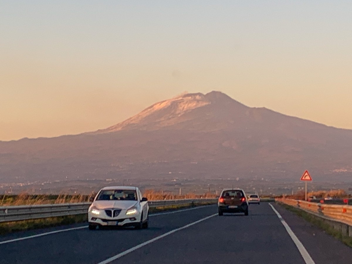 Auto e aereo, il miglior modo di viaggiare